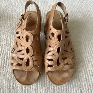 Josef Seibel Ruth 03 Sandel, Camel Tan